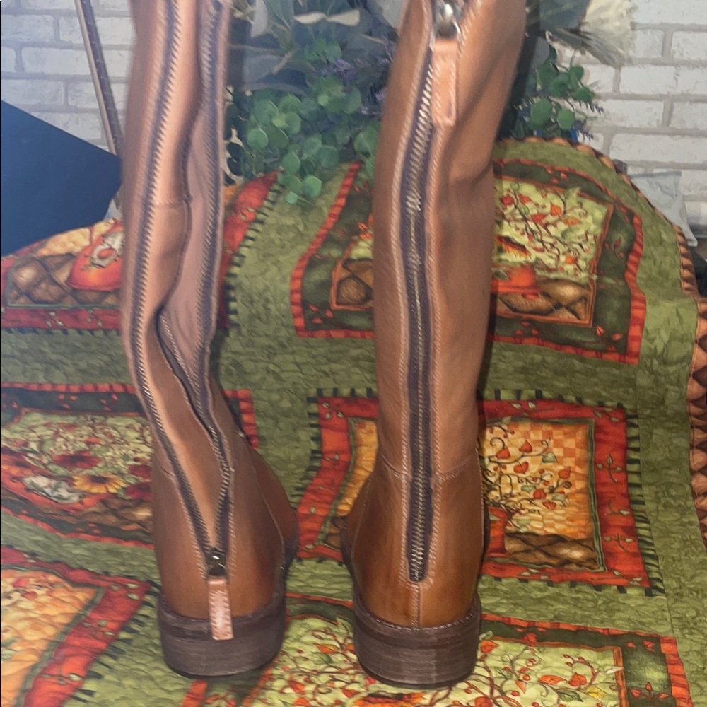 #62 Free People Over Knee Leather Boots sz 8 NWOT zipper &mini buckle in back . - Picture 4 of 8